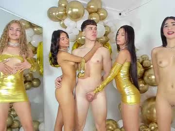 couple
        your_dolls cam image #5413557