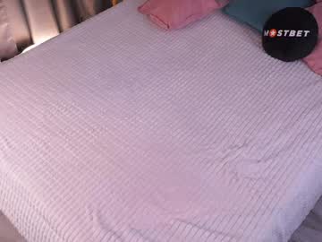 girl
        deeptalkss_ cam image #5058738