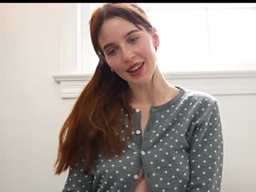 girl
        ellaa91 cam image #6511756