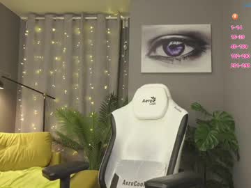 girl
        meganiex cam image #6235533