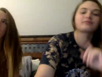 girl
        tanawaters cam image #39277