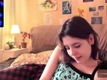 girl
        nessaa_moree cam image #904571
