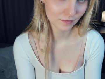 girl
        may_wow cam image #3069722