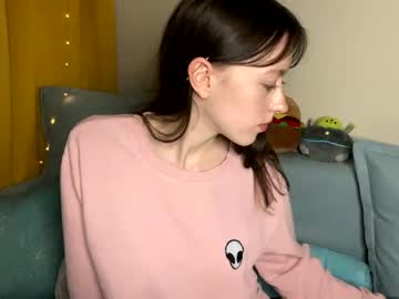 couple
        bigeyesxo cam image #631377