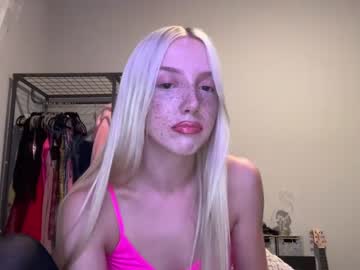 girl
        riababe cam image #2155046