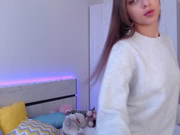 girl
        ellyloy cam image #718753