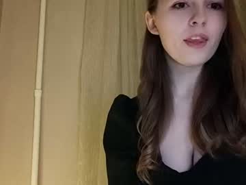 girl
        jennyjansen cam image #2468417