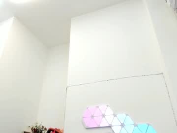 girl
        hotfallingdevil cam image #4568279