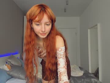 girl
        jennifer_ewans cam image #1431345