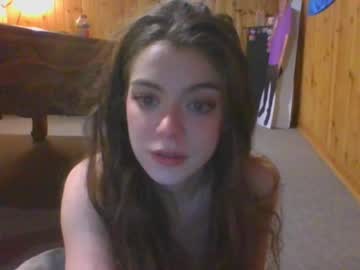 girl
        rosegold18 cam image #3211980