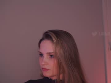 girl
        lola_jd cam image #3309950