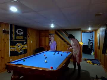 girl
        rosegold18 cam image #3715999