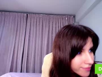 girl
        amydavia cam image #6512306
