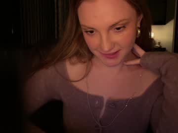 girl
        skyrosie cam image #5650692