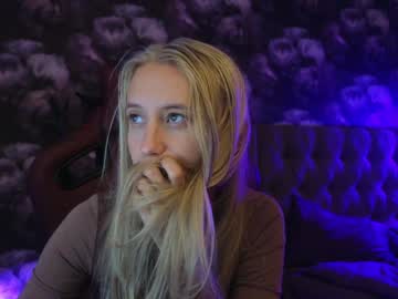 girl
        angeellina cam image #5292705