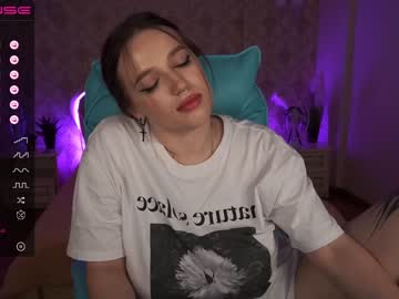 girl
        tipssiwave cam image #2065934