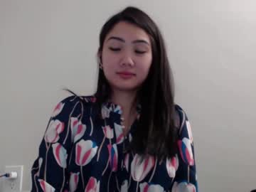 girl
        london_tipton cam image #2952106