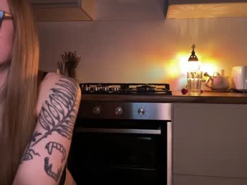 couple
        babyytonight cam image #3988042