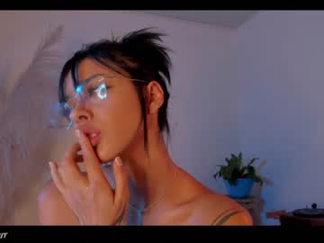 girl
        misslamarr cam image #1055007