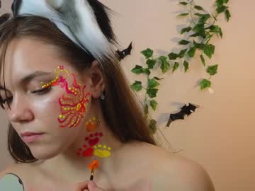 girl
        teresabriggs cam image #2716913