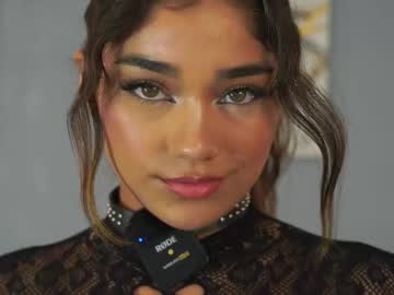 girl
        ashley_ospino cam image #6823311