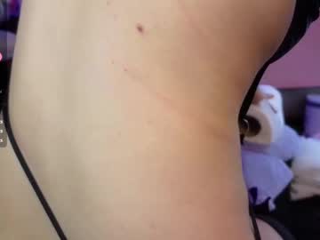girl
        kitty_roses cam image #6764902