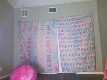 girl
        hexivu cam image #5518415