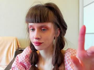 girl
        flowerofsin2001 cam image #1165020