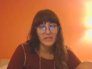 girl
        riskyb123 cam image #6868809