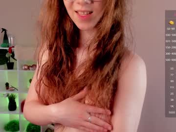 girl
        julianadowdey cam image #4355009