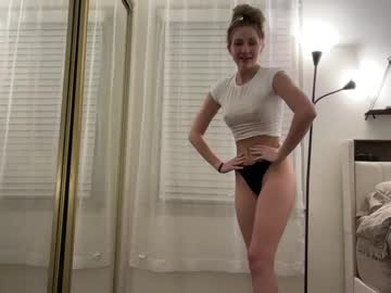 girl
        iamcharlotte1 cam image #5451636
