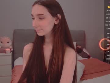 girl
        lezyliza cam image #3975488