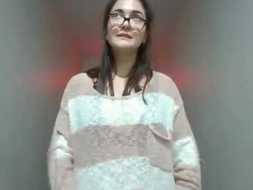 girl
        lovelyqueenaria cam image #5521743