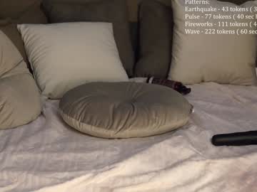 girl
        kittywannawin cam image #5981338