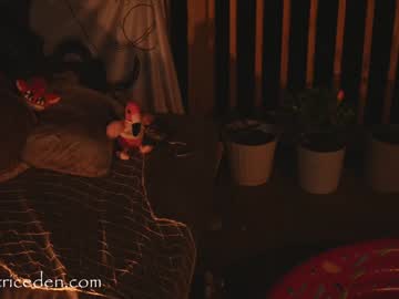 girl
        tantric_eden_ cam image #4330037