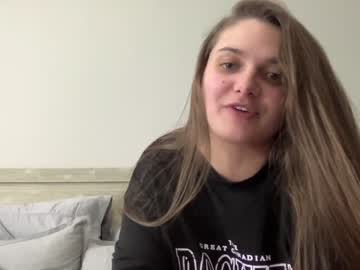 girl
        tanawaters cam image #530485