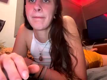 girl
        skinnybitch4211 cam image #3225751