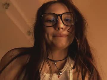girl
        thelacey cam image #6582951