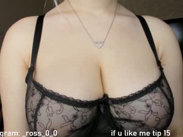 couple
        melissasimon cam image #427099