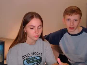 couple
        julsweet cam image #4552412