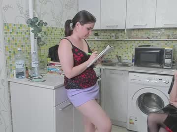 couple
        mistress_angie_ cam image #202053
