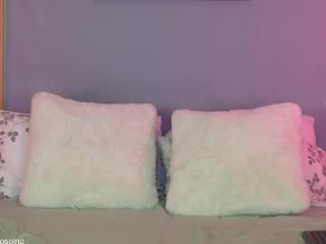 girl
        ashley_ospino cam image #6321108