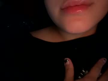 girl
        collegecutie369 cam image #3778342