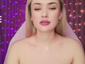 girl
        sandysweetie cam image #6456211