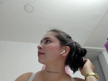 girl
        kim_velez cam image #5235522