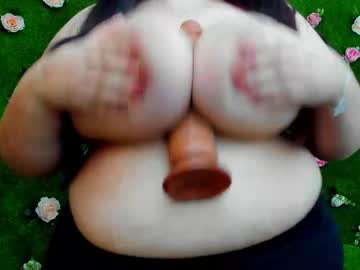 girl
        megatitts_ cam image #6602513