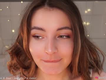 girl
        mariabecky cam image #1046463