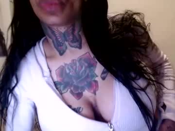 girl
        creamyexotica cam image #6093909