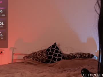 girl
        top_of_passion cam image #4796330