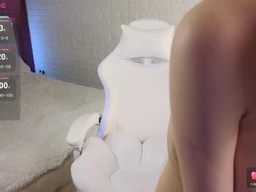 girl
        sofia__home cam image #6714368